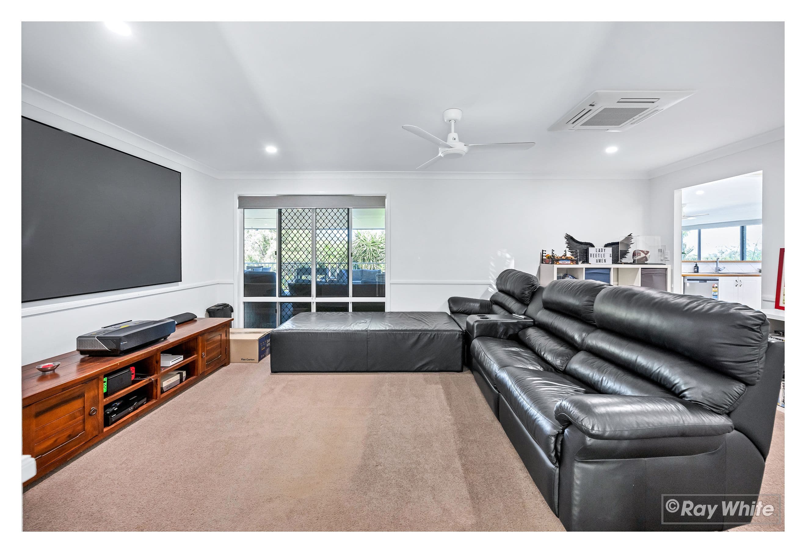 4 Selwyn Crescent, Norman Gardens QLD 4701, Norman Gardens - Thumbnail 7
