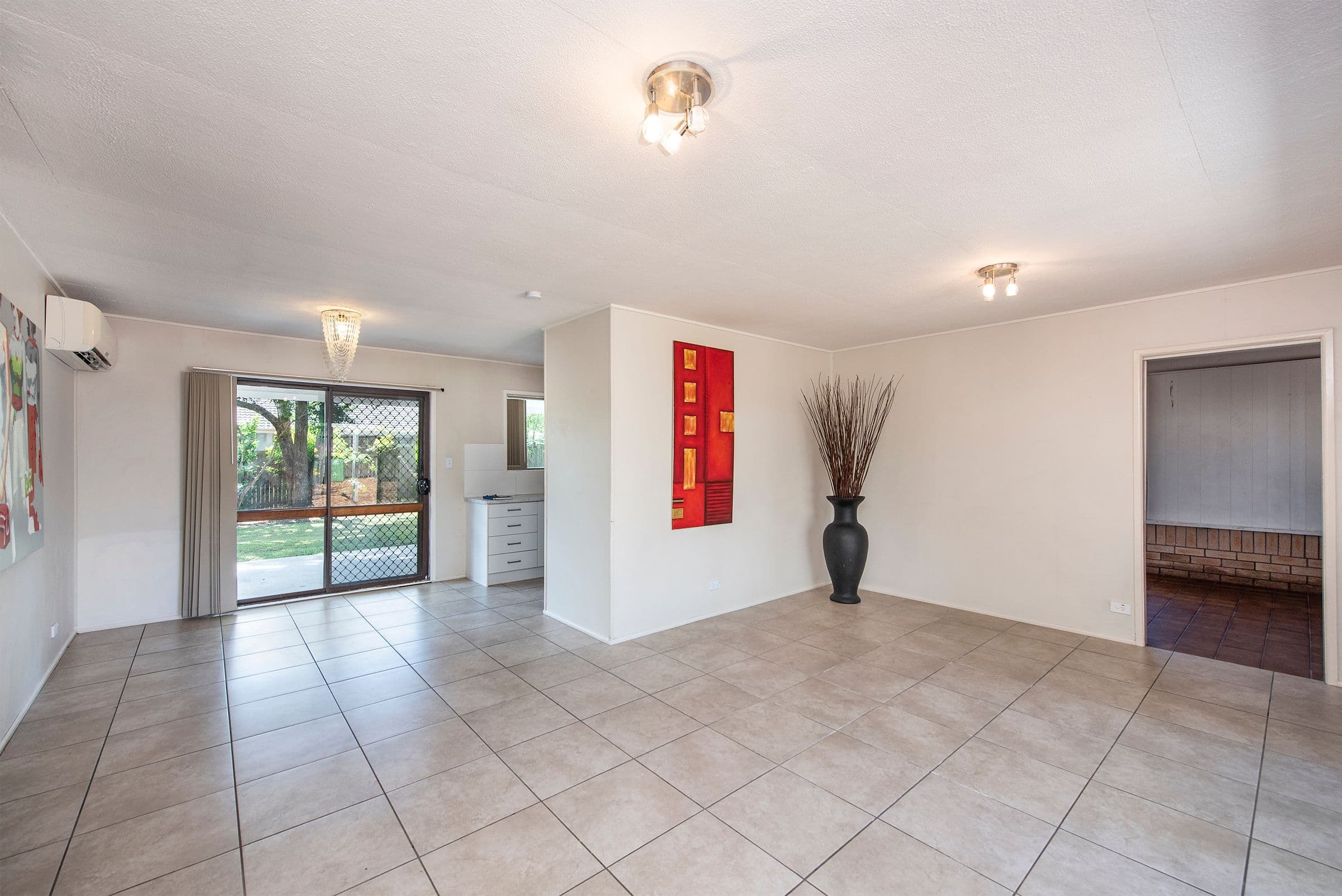 9 Greyash Street, Kingston QLD 4114, Kingston - Thumbnail 4