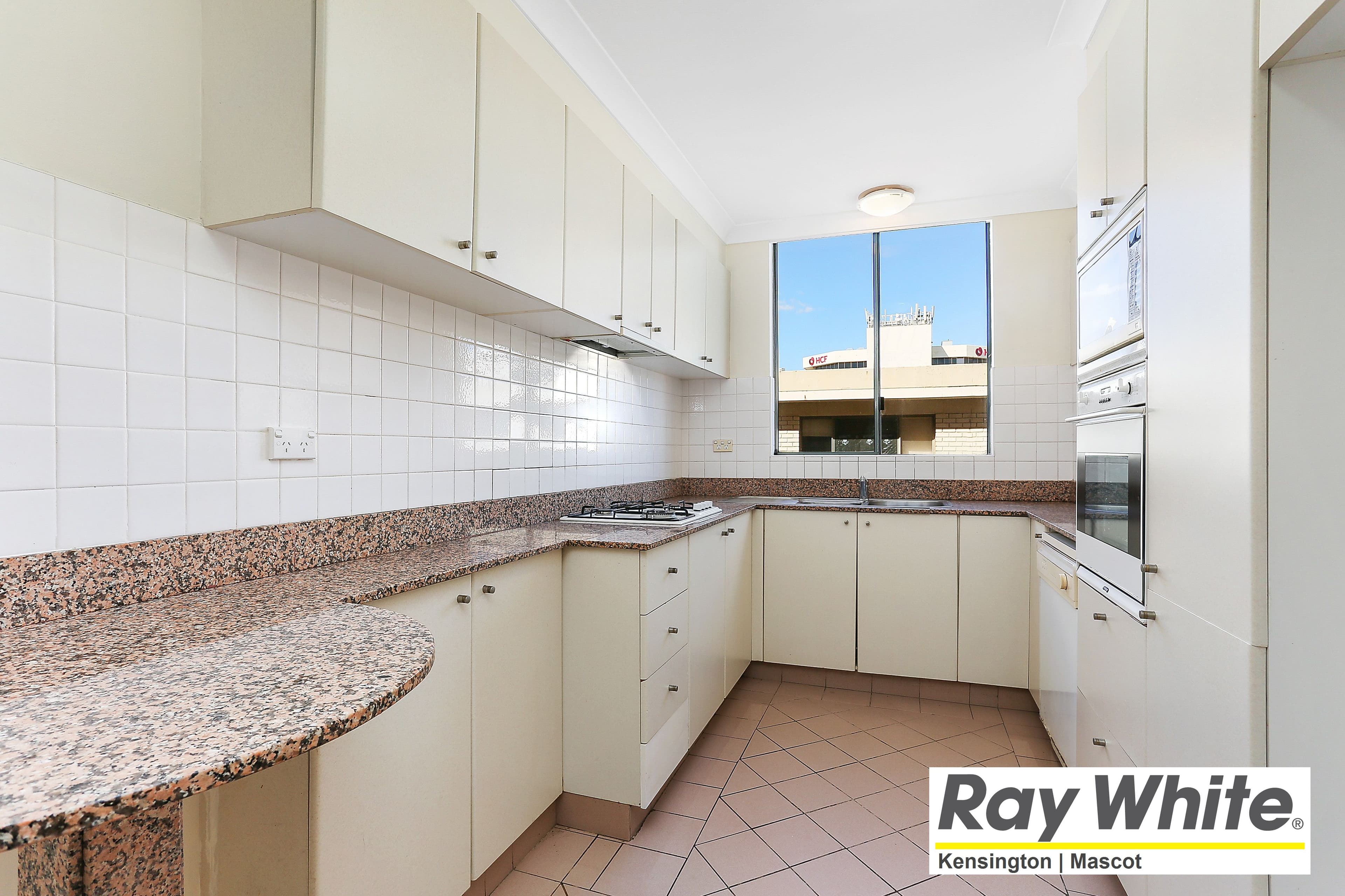 8 Spring Street, Bondi Junction NSW 2022, Bondi Junction - Thumbnail 4