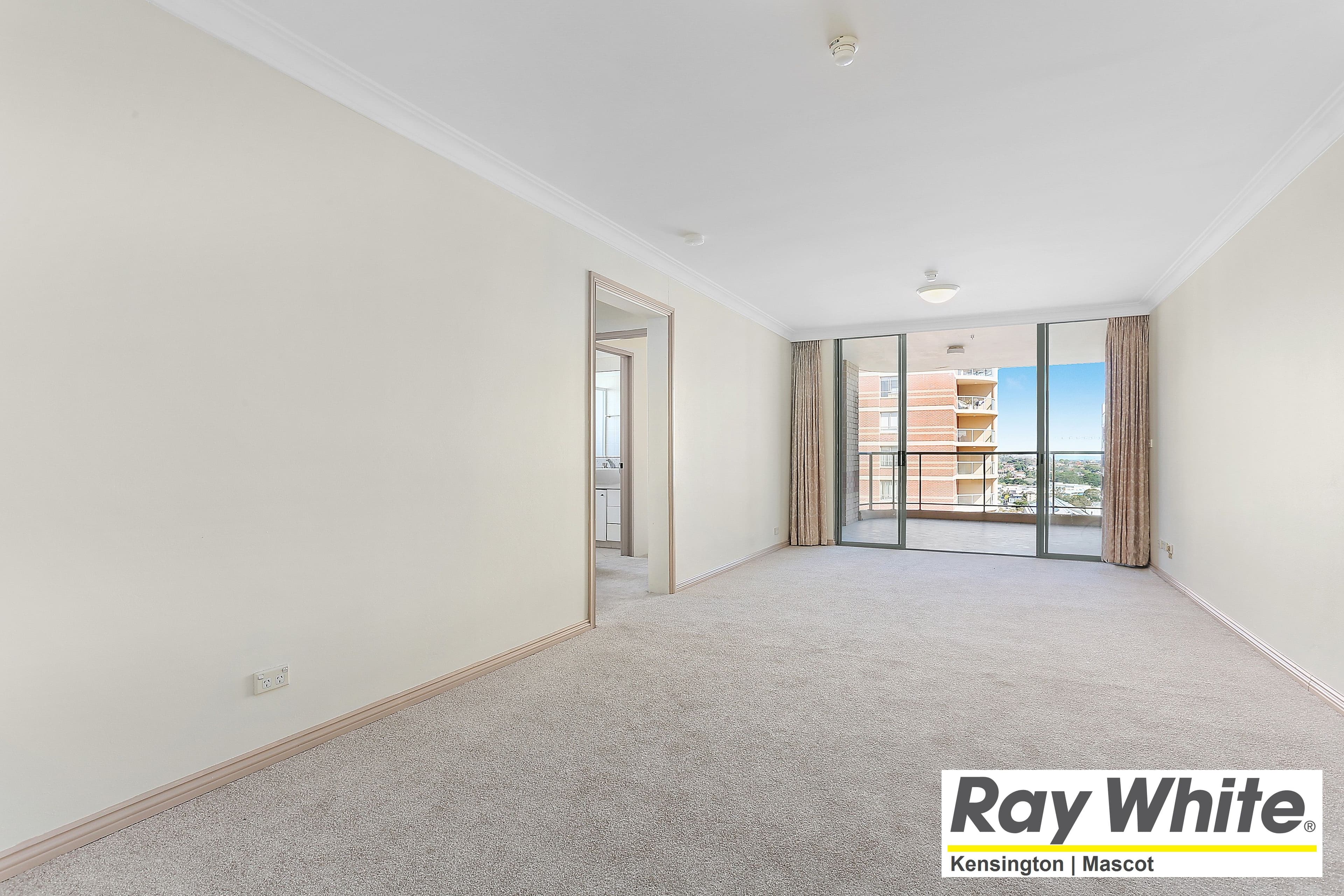 8 Spring Street, Bondi Junction NSW 2022, Bondi Junction - Thumbnail 5