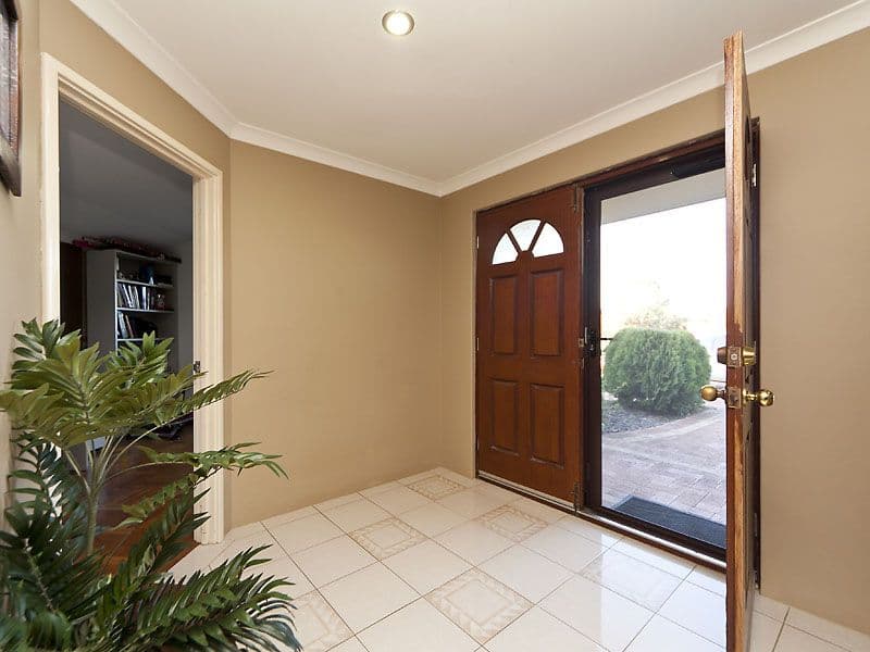 70 Bolderwood Drive, SOUTH LAKE WA 6164, South Lake - Thumbnail 5