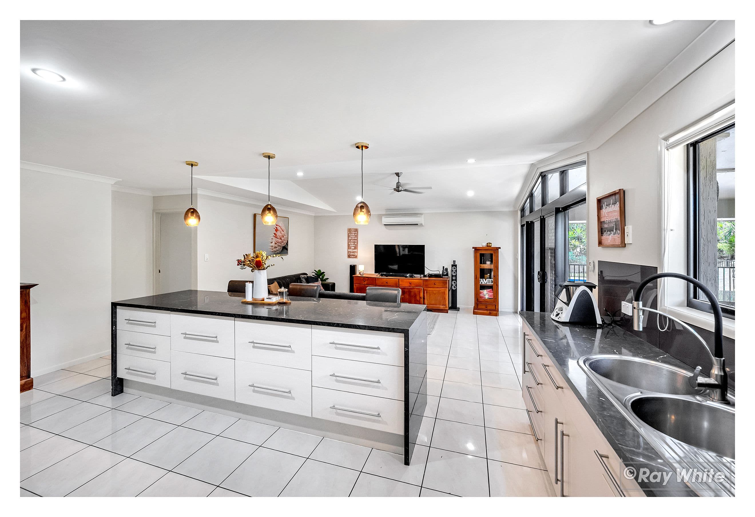 24 Goldfinch Drive, Parkhurst QLD 4702, Parkhurst - Thumbnail 4