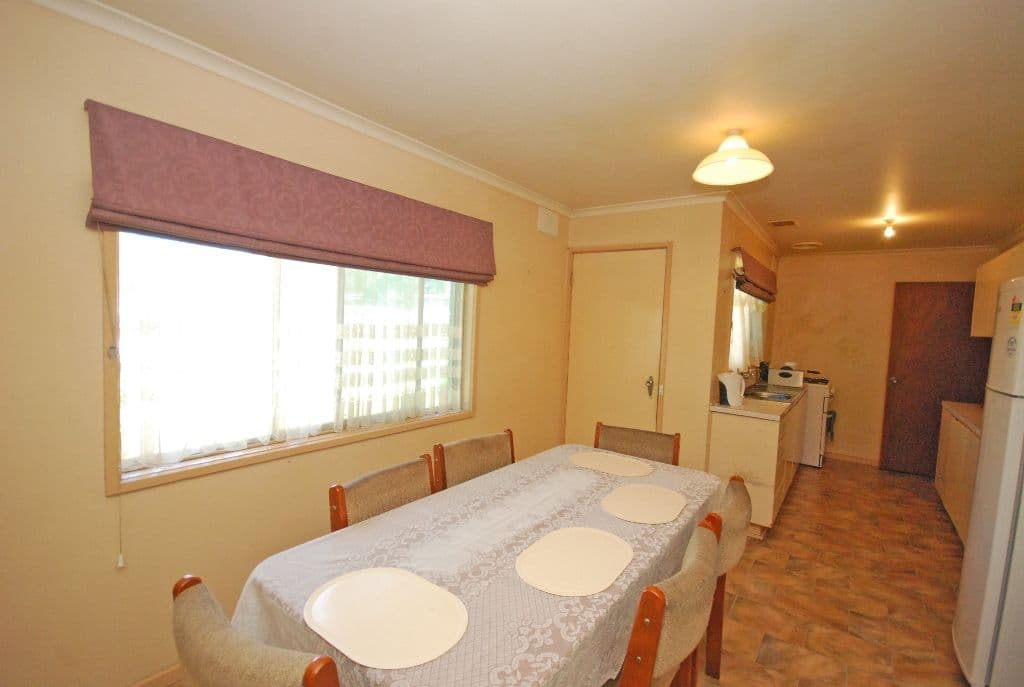 7 Lawanna Court, DELACOMBE VIC 3356, Delacombe - Thumbnail 2