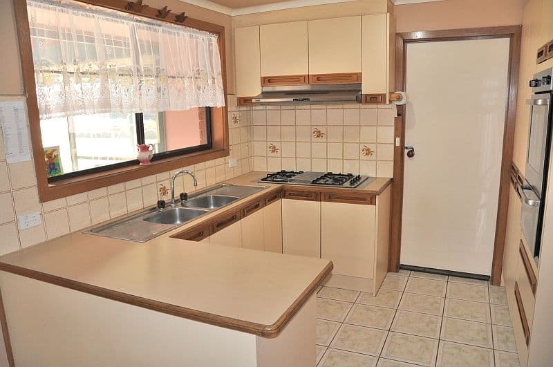 14 Quist Court, MILL PARK VIC 3082, Mill Park - Thumbnail 3