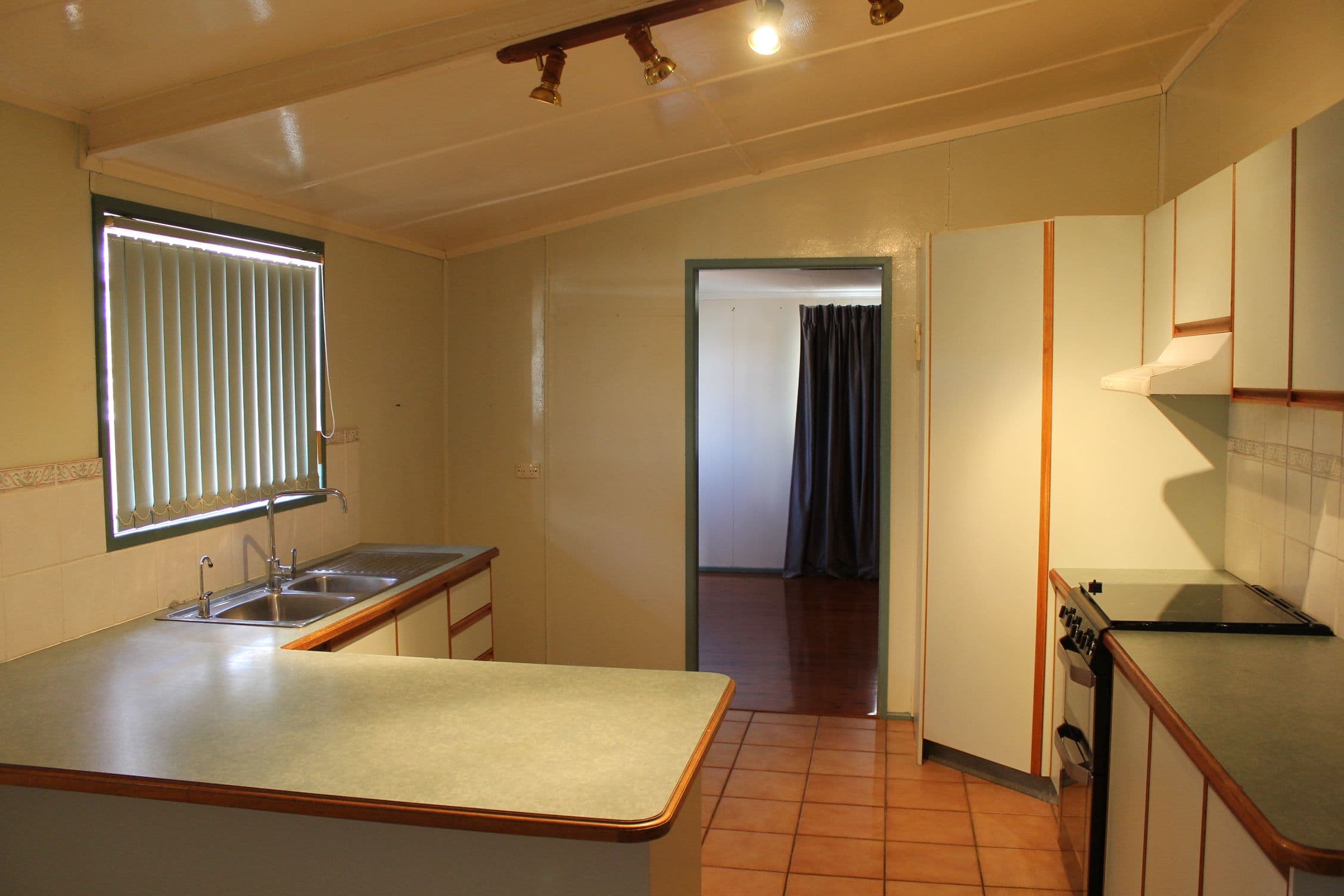 161 Pratten Street, Dalby QLD 4405, Dalby - Thumbnail 3