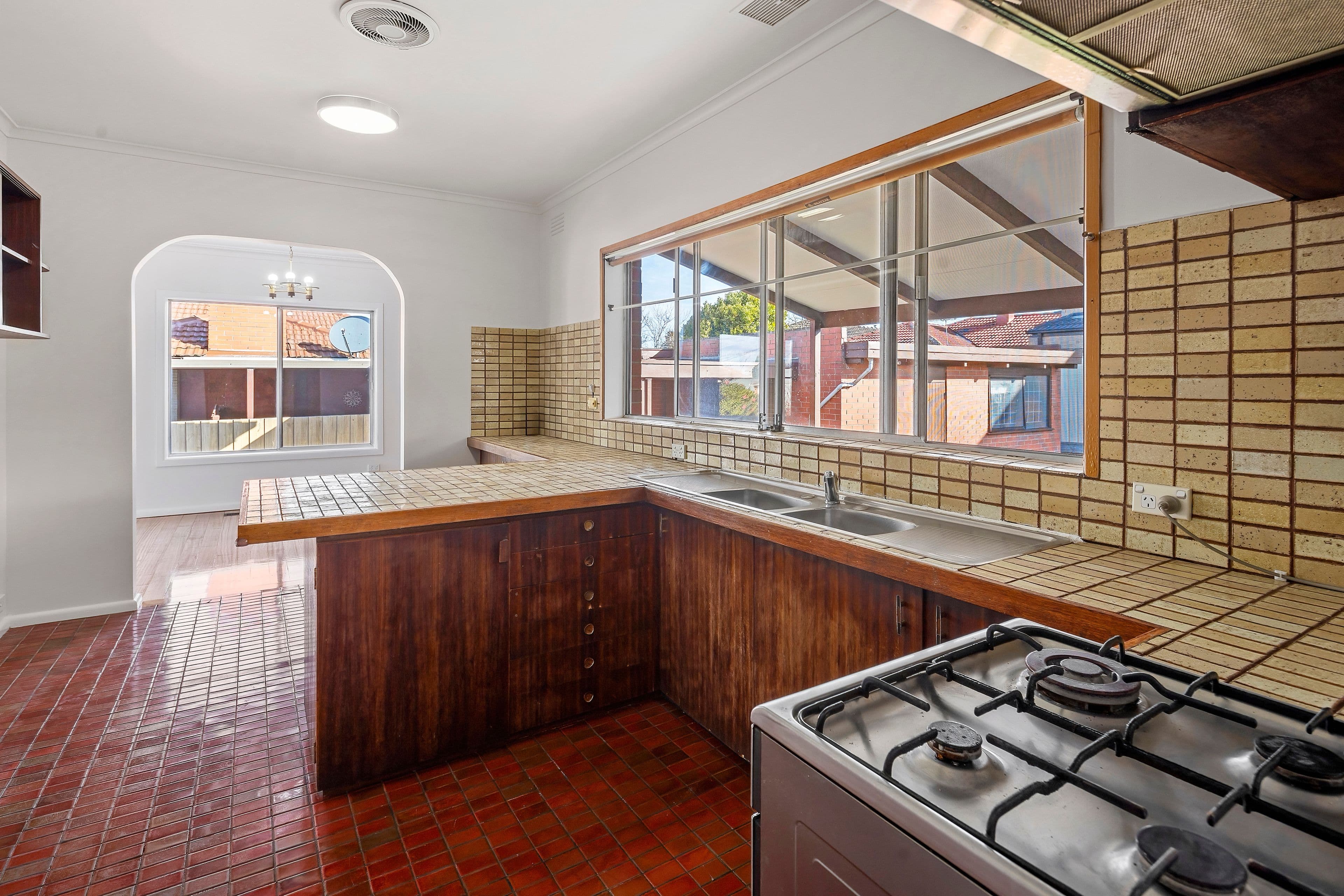163 Edgars Road, Thomastown VIC 3074, Thomastown - Thumbnail 2