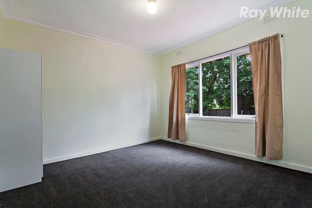4 Bales Street, Ferntree Gully VIC 3156, Ferntree Gully - Thumbnail 4