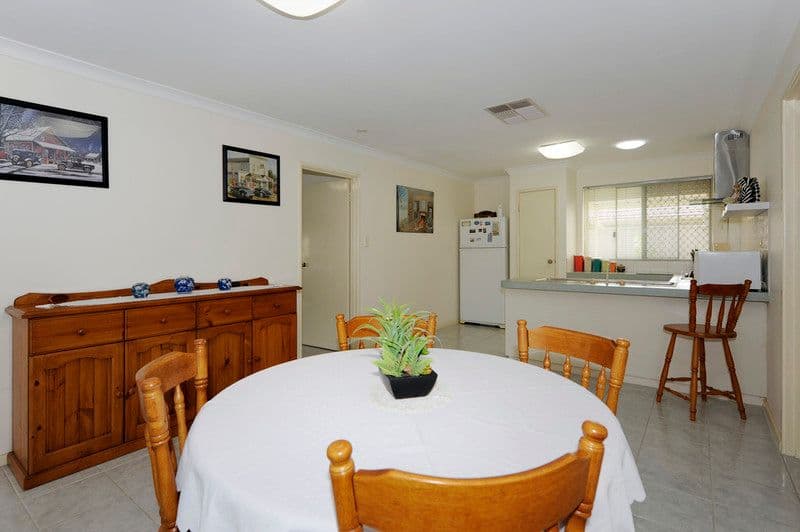 89 Coronata Drive, WARNBRO WA 6169, Warnbro - Thumbnail 3