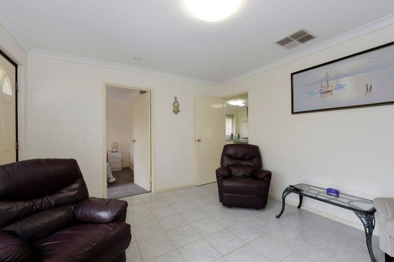89 Coronata Drive, WARNBRO WA 6169, Warnbro - Thumbnail 5