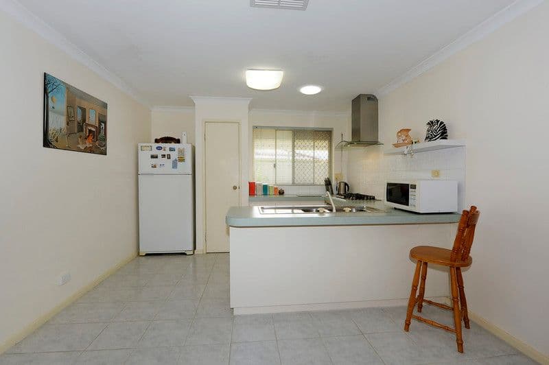 89 Coronata Drive, WARNBRO WA 6169, Warnbro - Thumbnail 6