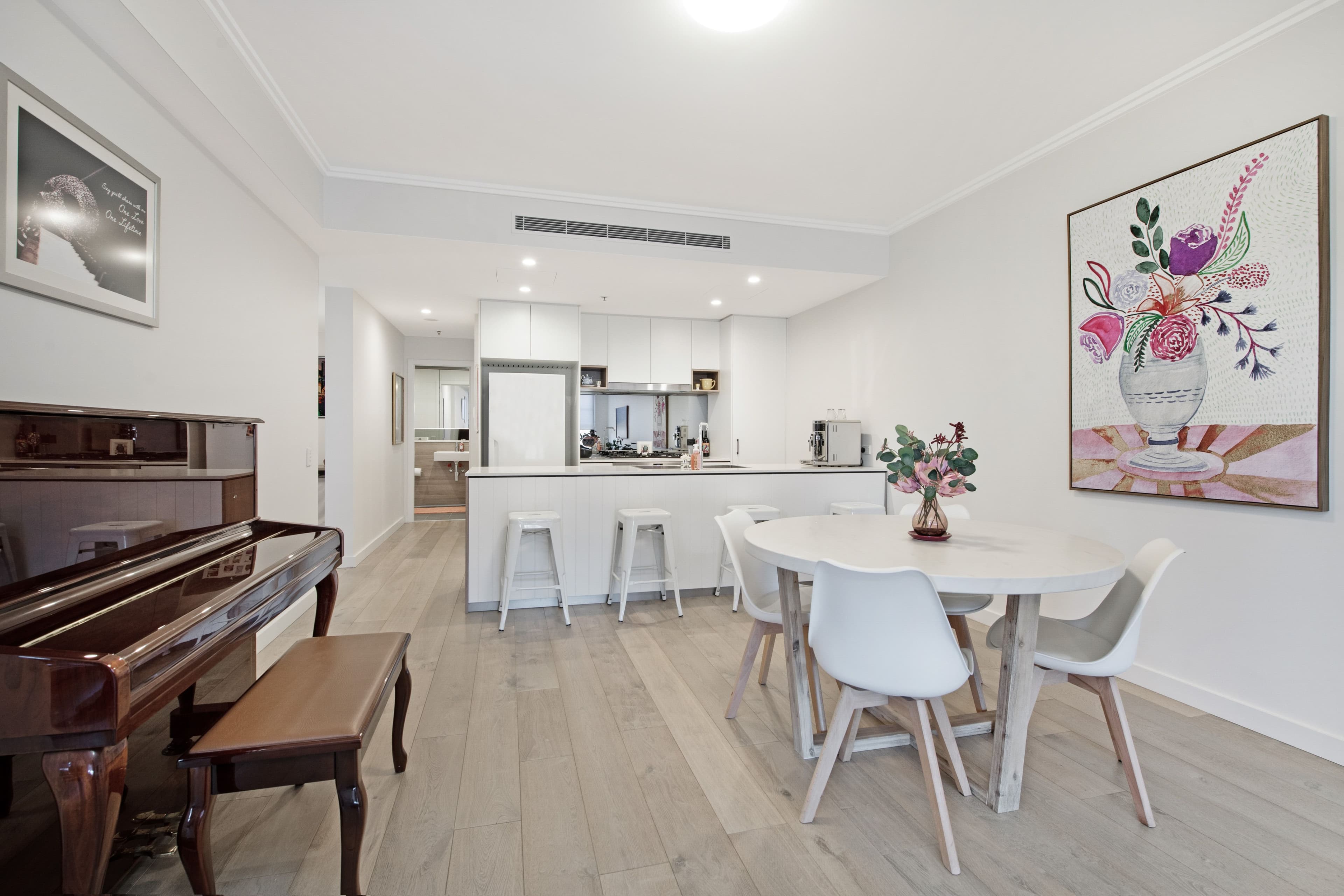 8 Roland Street, Rouse Hill NSW 2155, Rouse Hill - Thumbnail 4