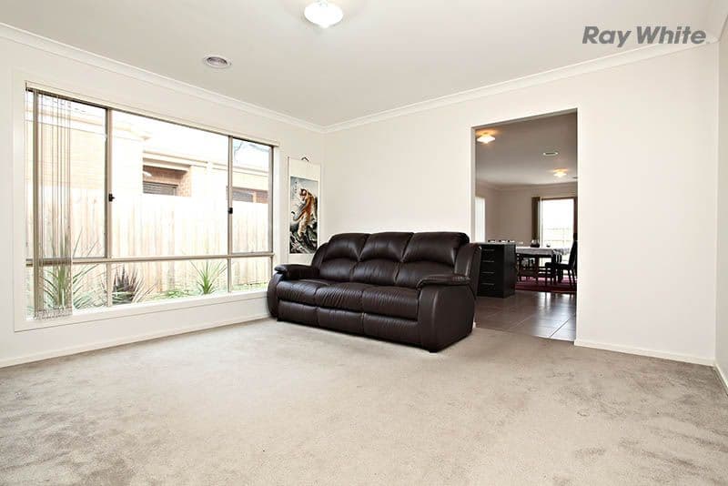 25 Millpond Drive, POINT COOK VIC 3030, Point Cook - Thumbnail 7