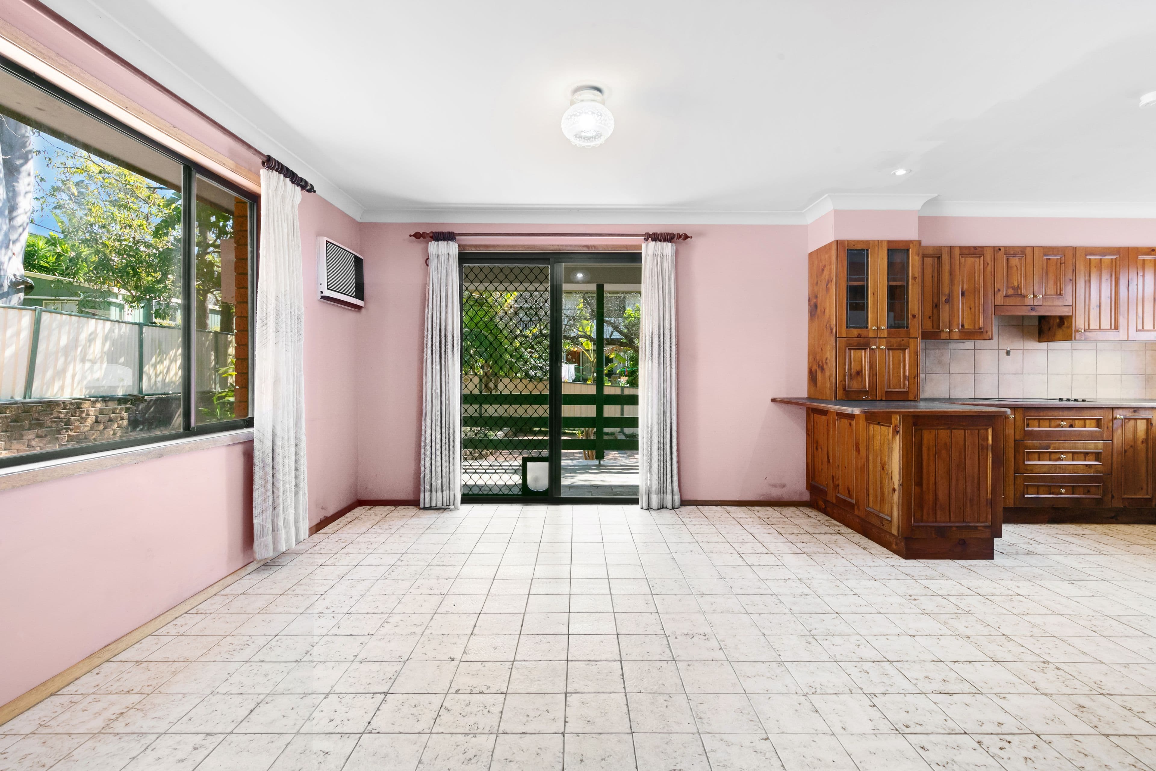 14 Judith Ann Drive, Berkeley Vale NSW 2261, Berkeley Vale - Thumbnail 3