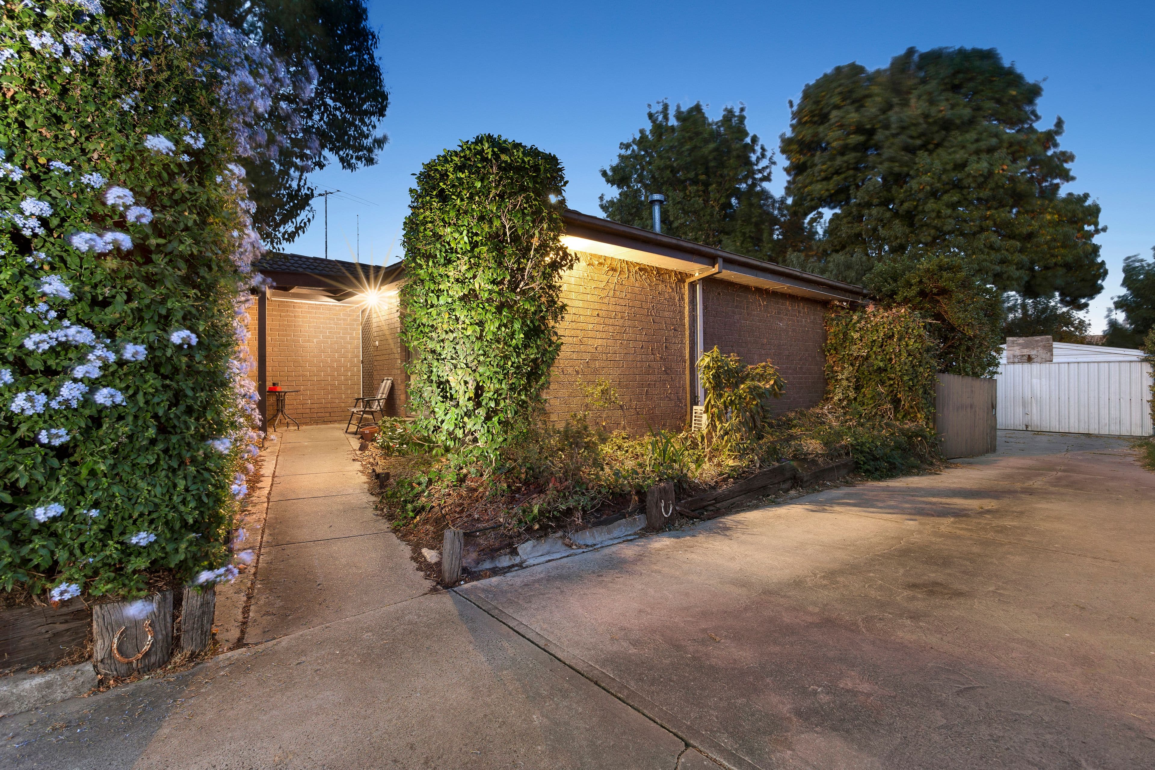 122 Racecourse Road North, Pakenham VIC 3810, Pakenham - Thumbnail 2