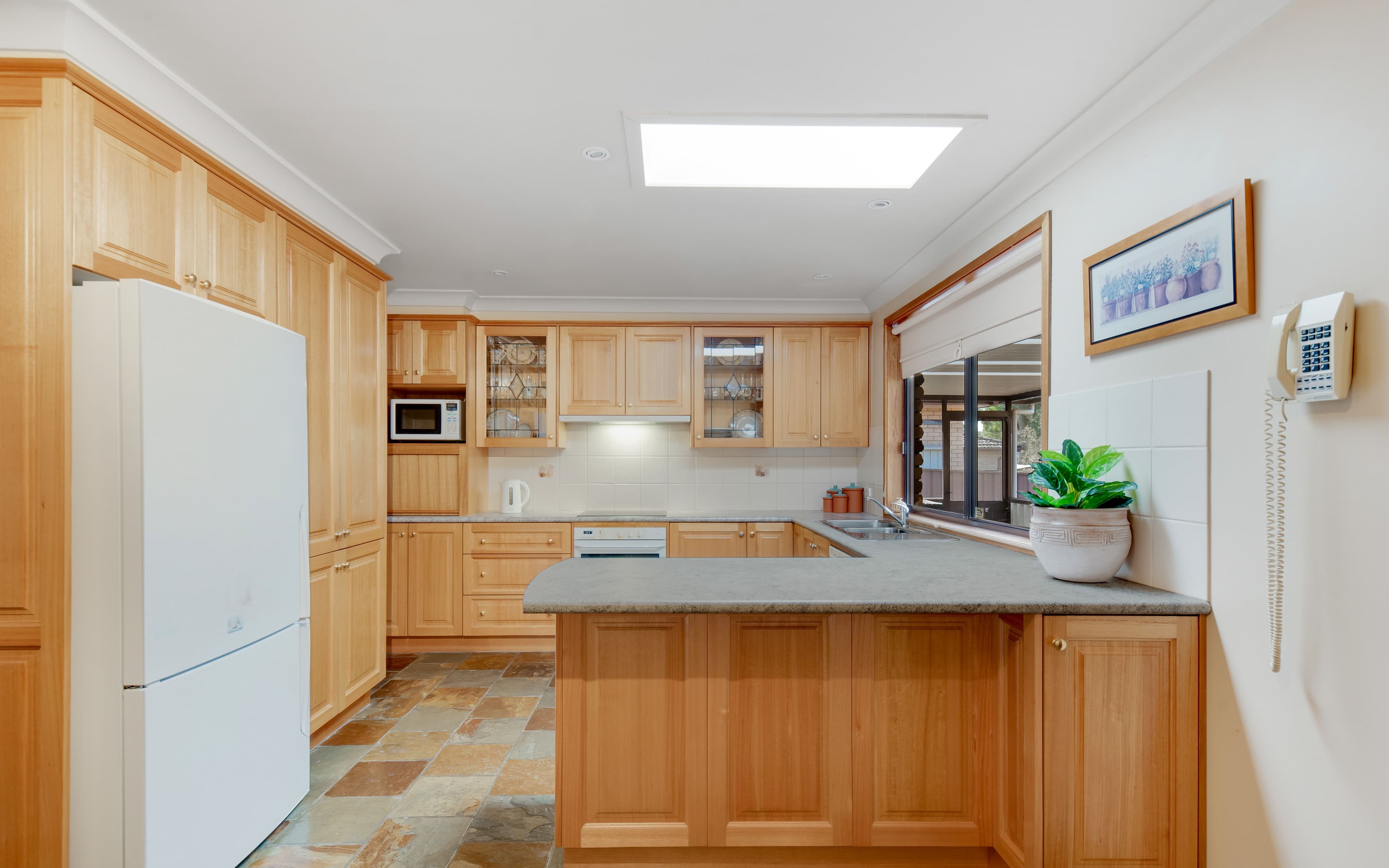 12 Popondetta Place, Glenfield NSW 2167, Glenfield - Thumbnail 4