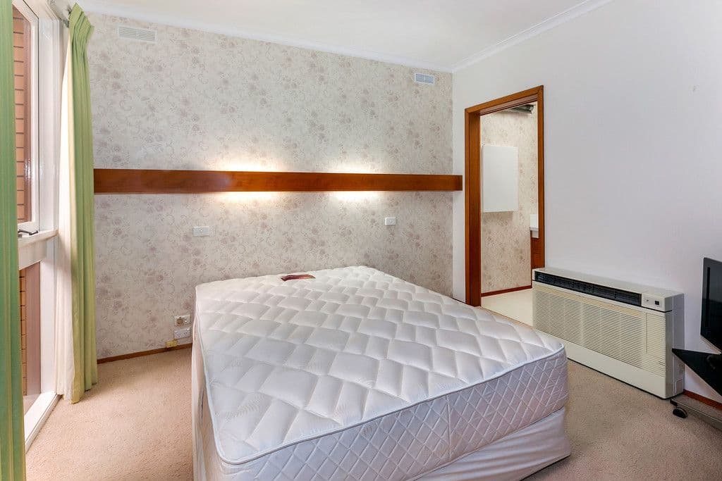 1 Coonatta Street, Alfredton VIC 3350, Alfredton - Thumbnail 6