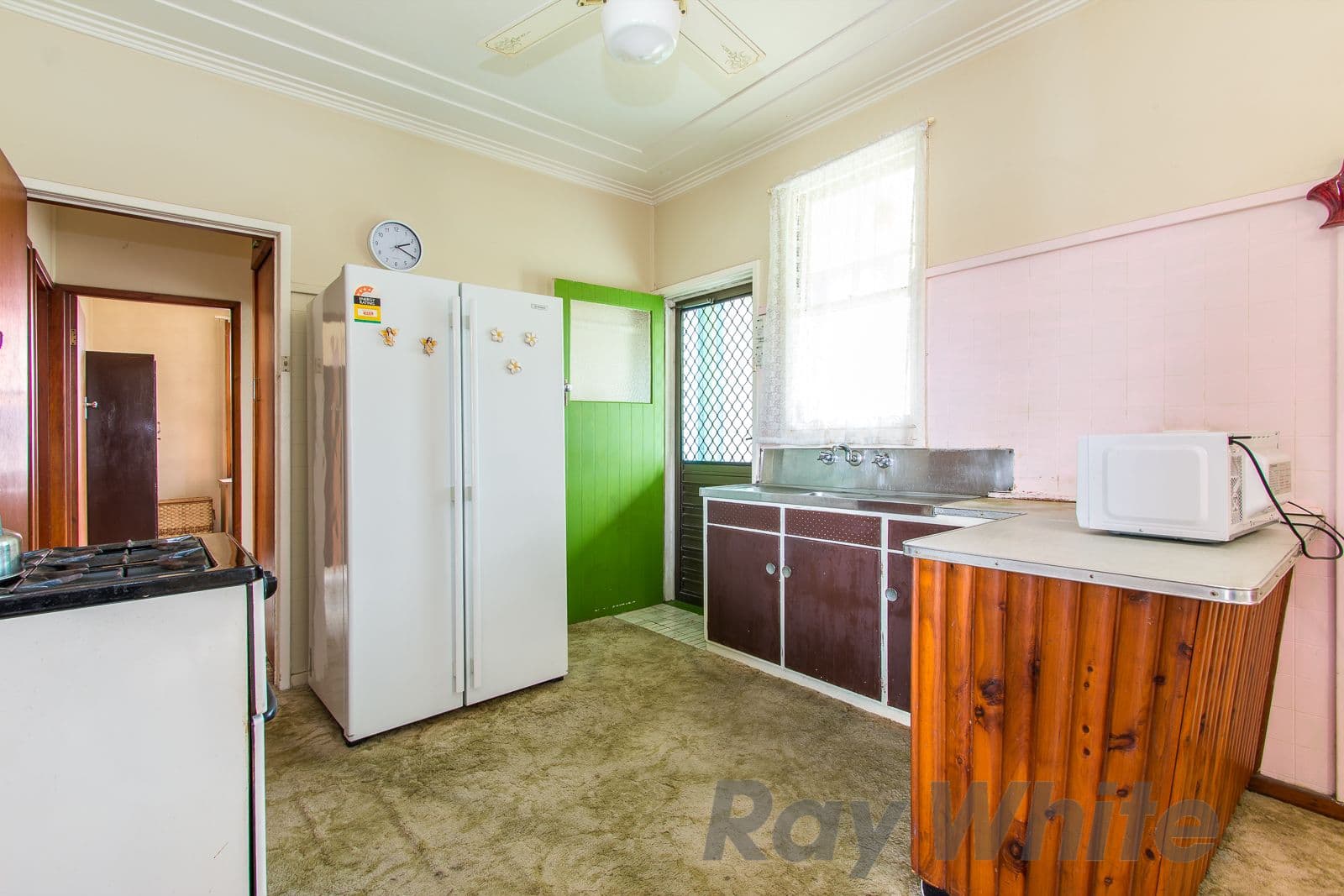 34 Ocean View Parade, Charlestown - Thumbnail 4