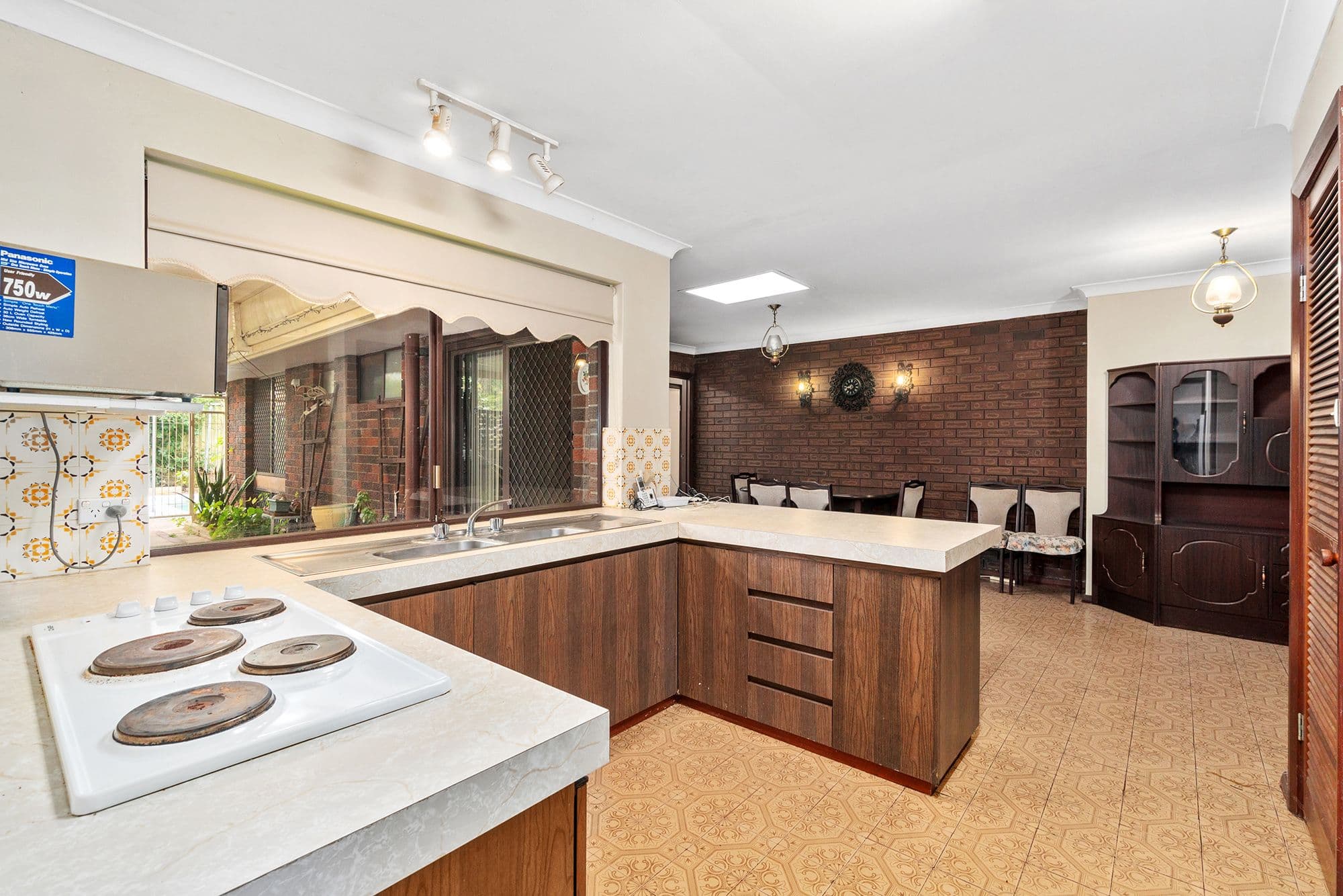 14 Sheoak Court, Forrestfield WA 6058, Forrestfield - Thumbnail 6