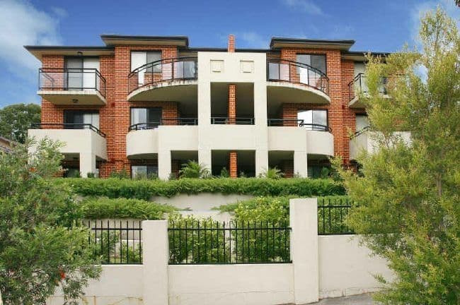 14/6-10 Myra Road, Dulwich Hill - Image 1