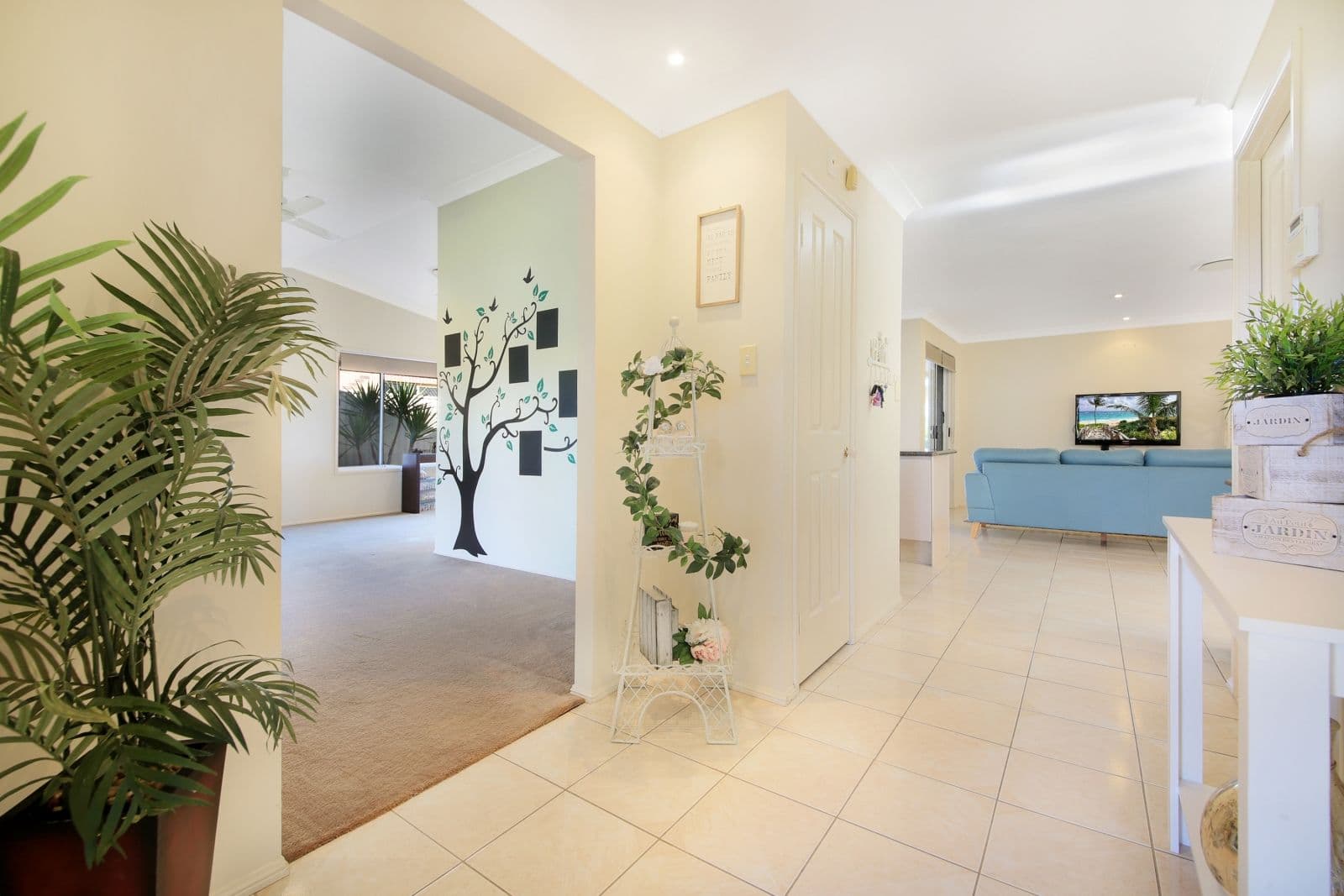 20 Morfantaine Terrace, Parkwood QLD 4214, Parkwood - Thumbnail 5