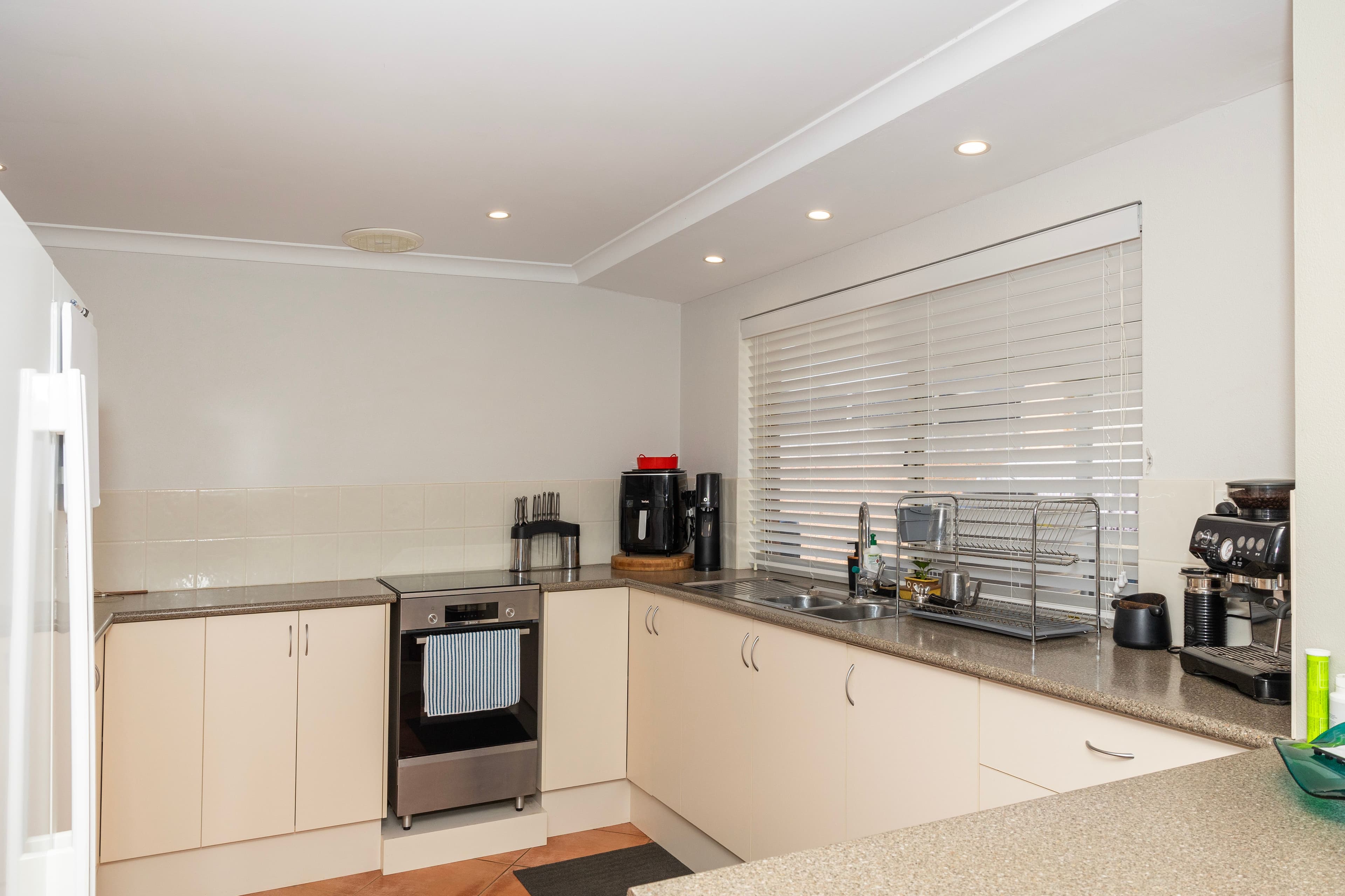 34 Ward Street, Jurien Bay WA 6516, Jurien Bay - Thumbnail 2