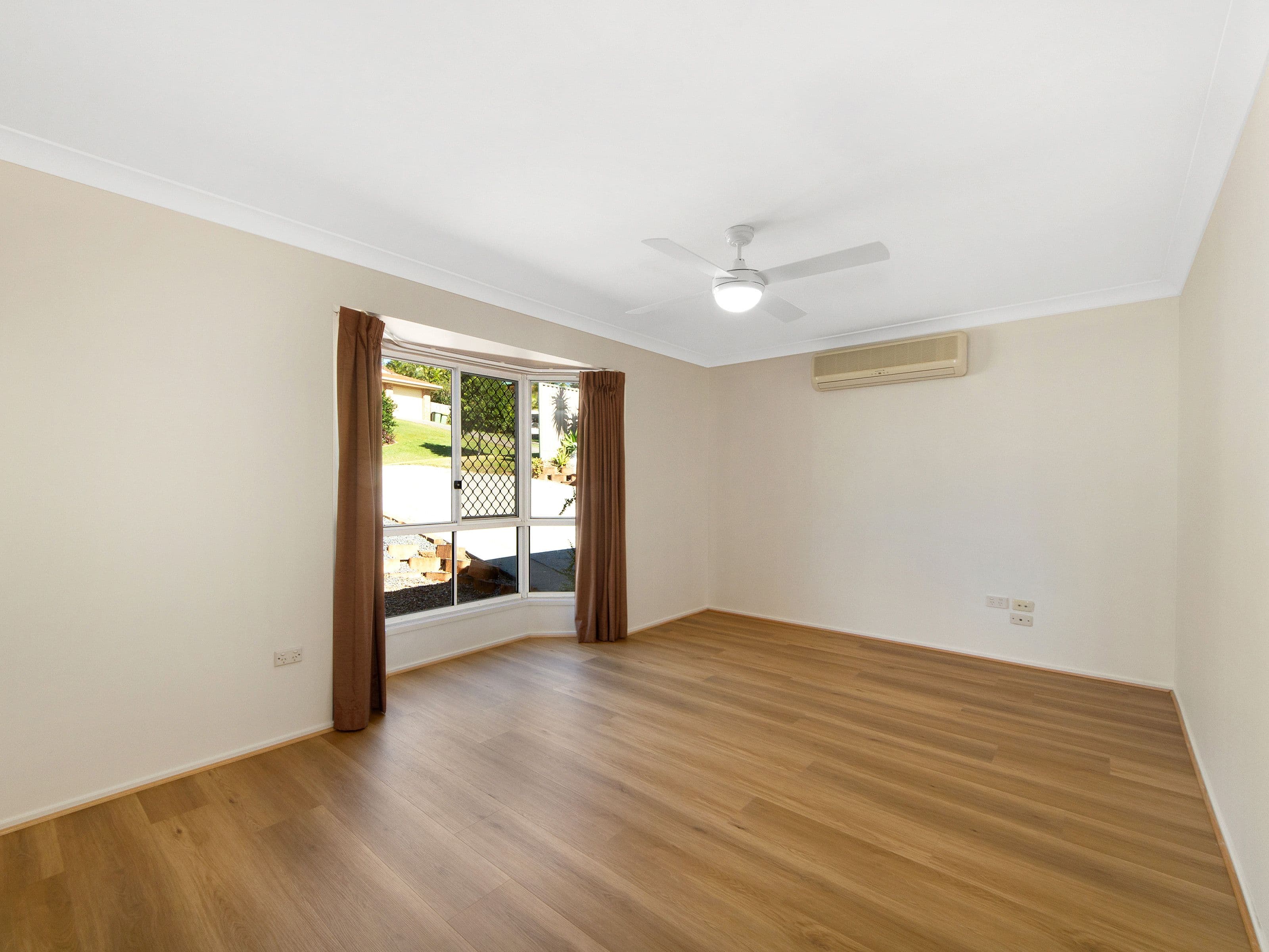 11 Pinedale Street, Oxenford QLD 4210, Oxenford - Thumbnail 6