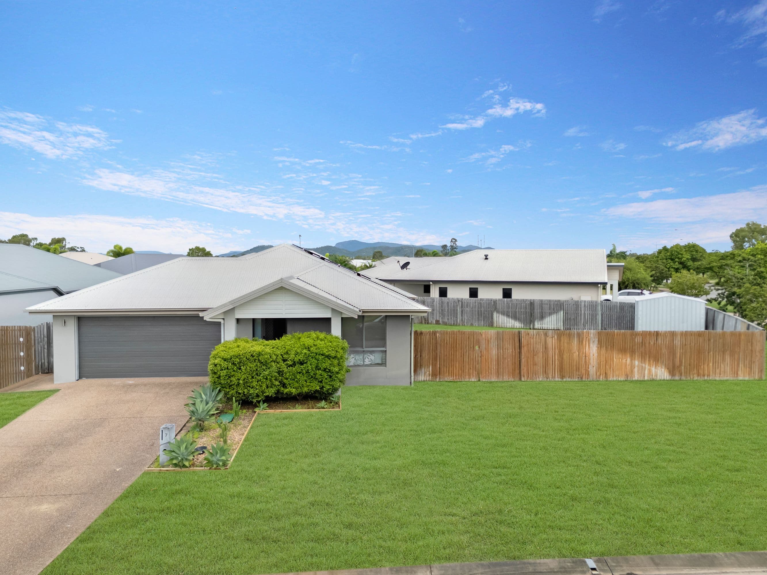 7 Cato Street, Burdell QLD 4818, Burdell - Image 1