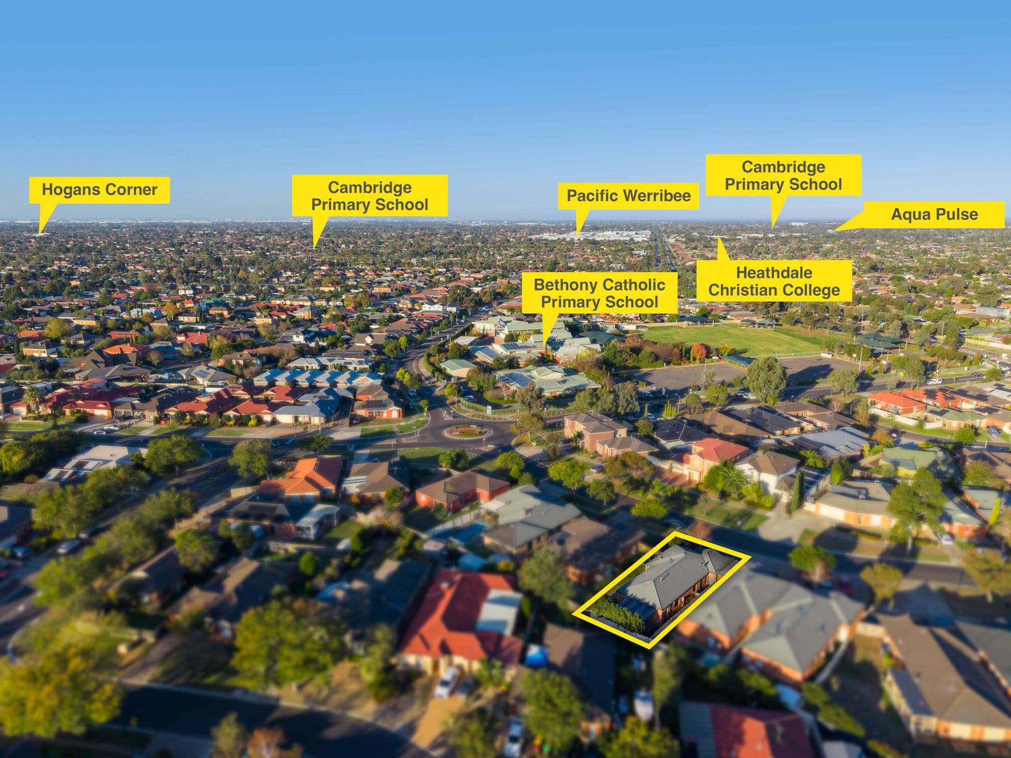 97 Latham Street, Werribee VIC 3030, Werribee - Thumbnail 2