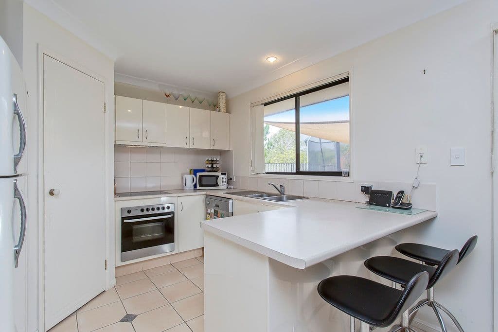 43 Maloney Crescent, MAUDSLAND QLD 4210, Maudsland - Thumbnail 4