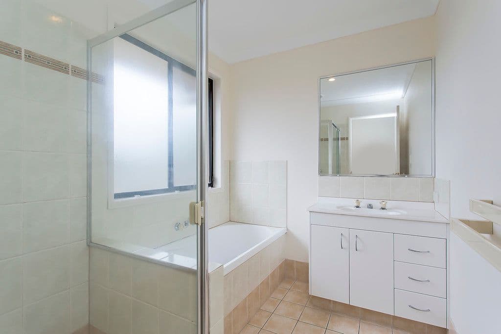43 Maloney Crescent, MAUDSLAND QLD 4210, Maudsland - Thumbnail 7