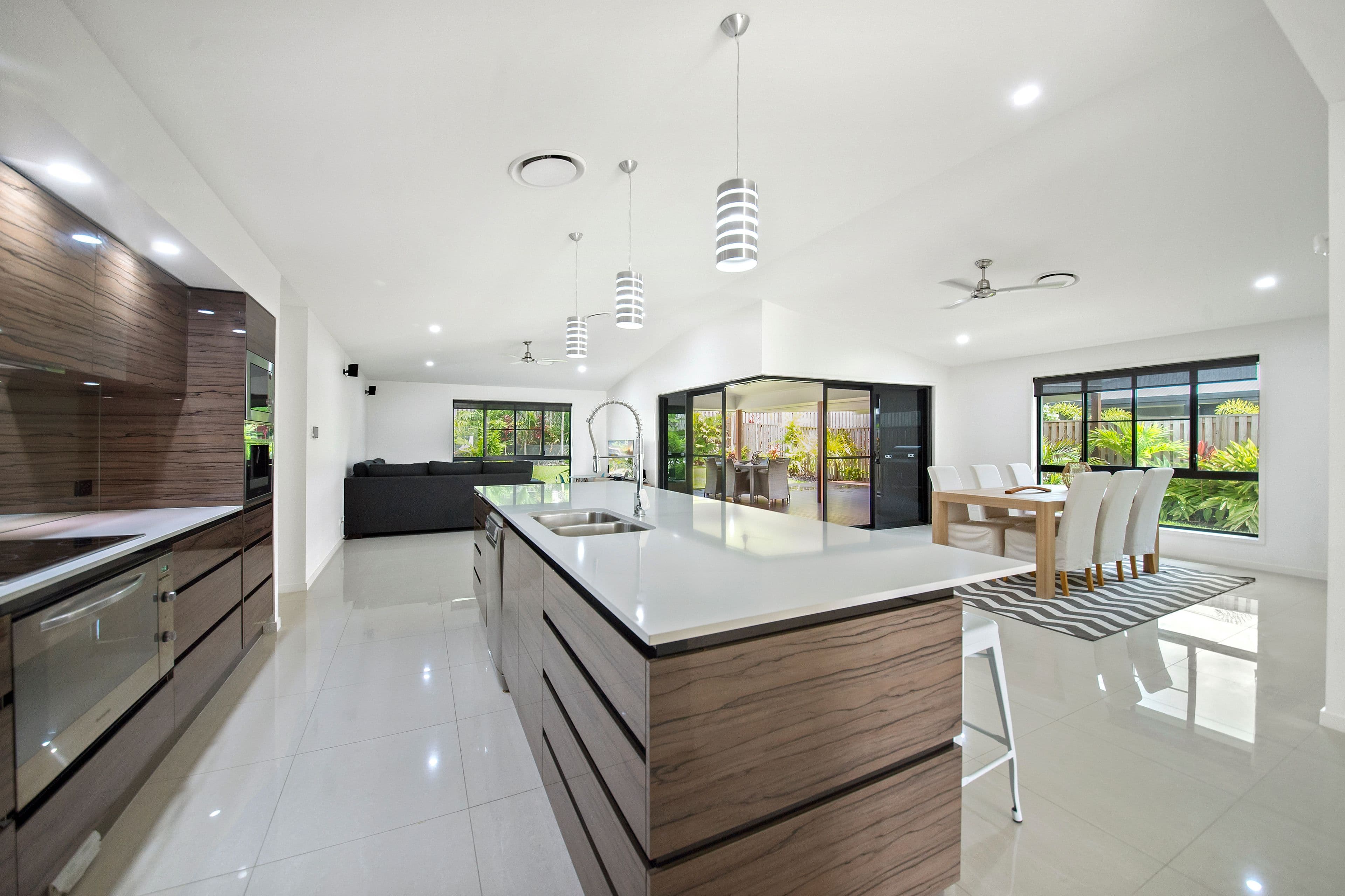 2/2 David Street, Box Hill South, Box Hill South - Thumbnail 3