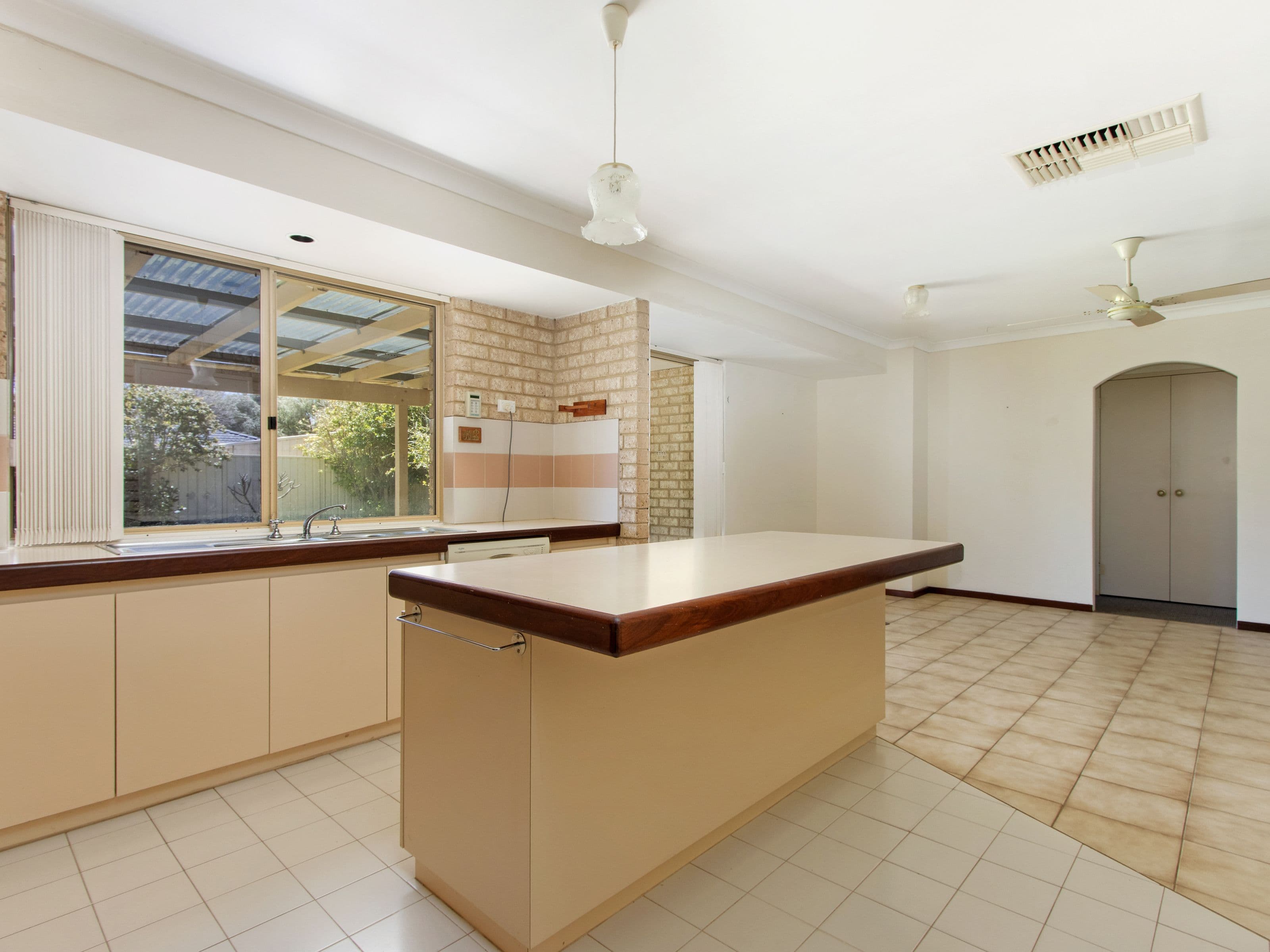 10 Adroit Court, Rockingham WA 6168, Rockingham - Thumbnail 5