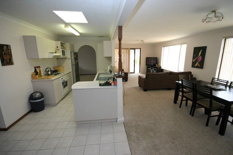27 Cerberus Avenue, PARKWOOD WA 6147, Parkwood - Thumbnail 3