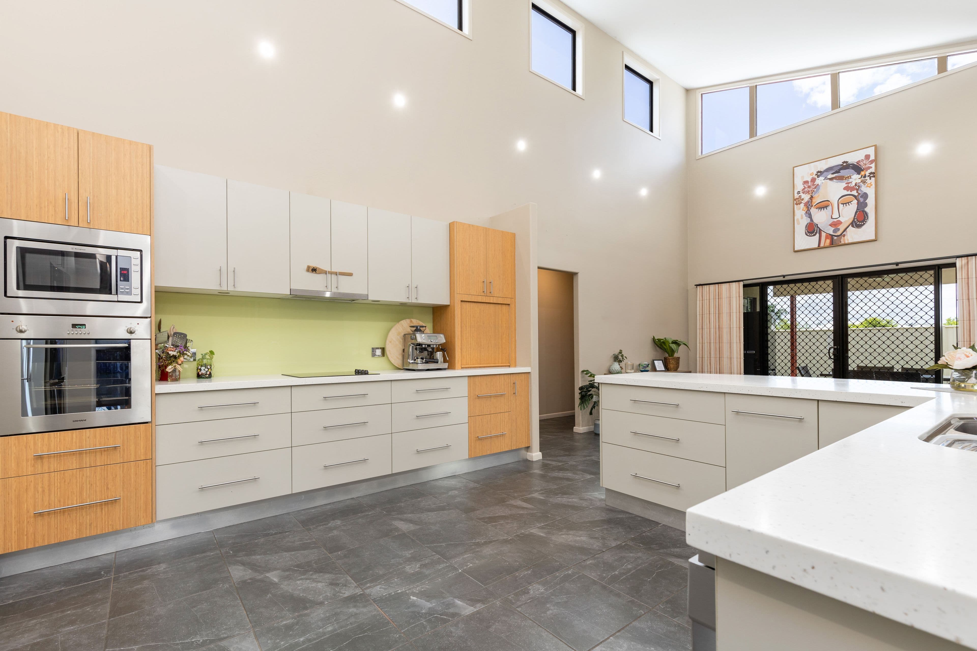 21 Callaghan Street, Emerald QLD 4720, Emerald - Thumbnail 4