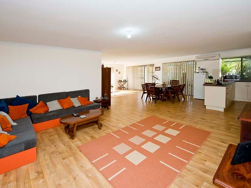 4 Club Place, COOLOONGUP WA 6168, Cooloongup - Thumbnail 3