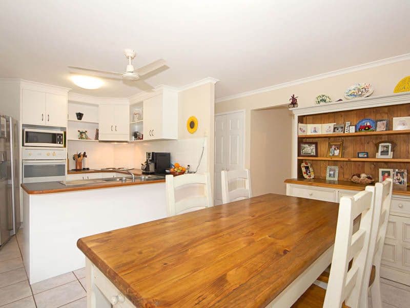 12 Winch Court, BANKSIA BEACH QLD 4507, Banksia Beach - Thumbnail 2