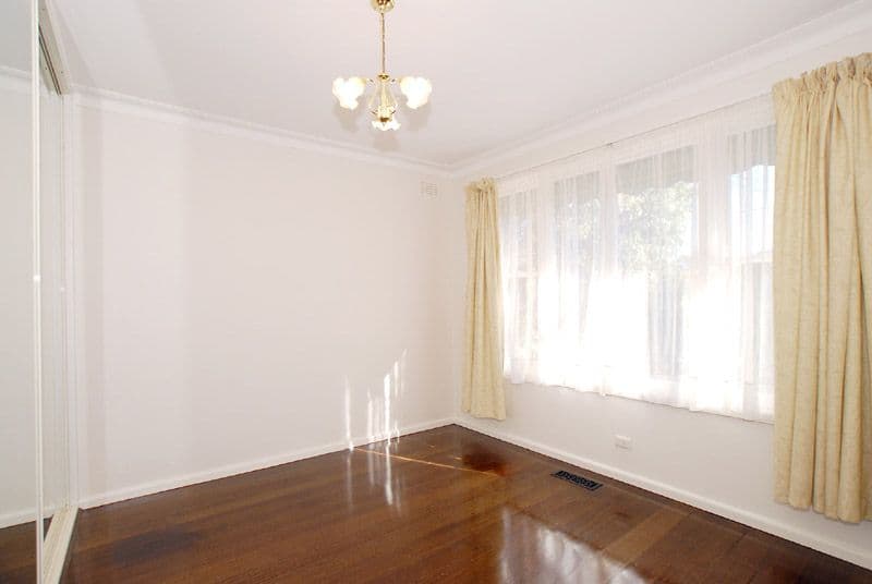 51 Ellt Crescent, NOBLE PARK VIC 3174, Noble Park - Thumbnail 8