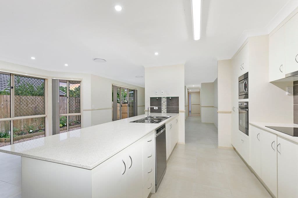 6 Bishop Place, Coopers Plains QLD 4108, Coopers Plains - Thumbnail 5