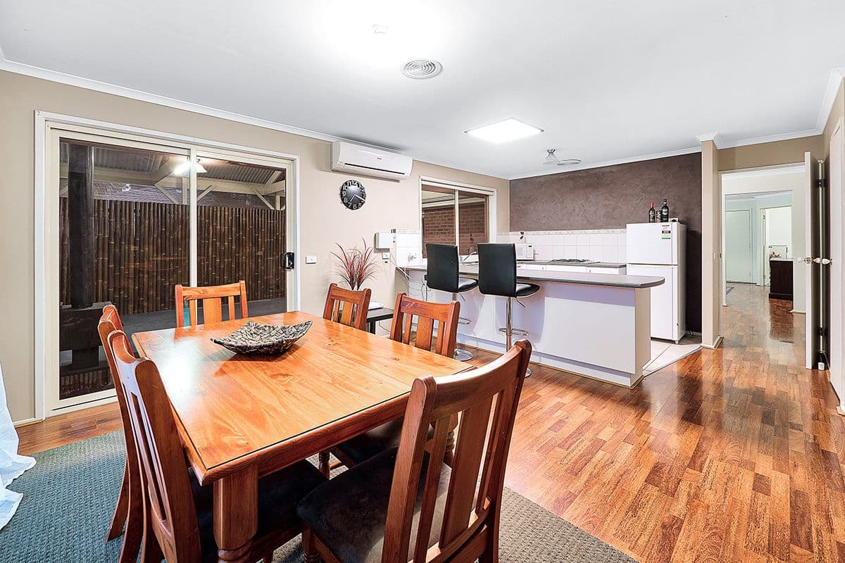 16 Incana Court, Cranbourne West VIC 3977, Cranbourne West - Thumbnail 2