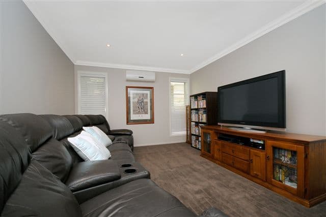 12 Stedman Street, MIDDLE RIDGE QLD 4350, Middle Ridge - Thumbnail 3