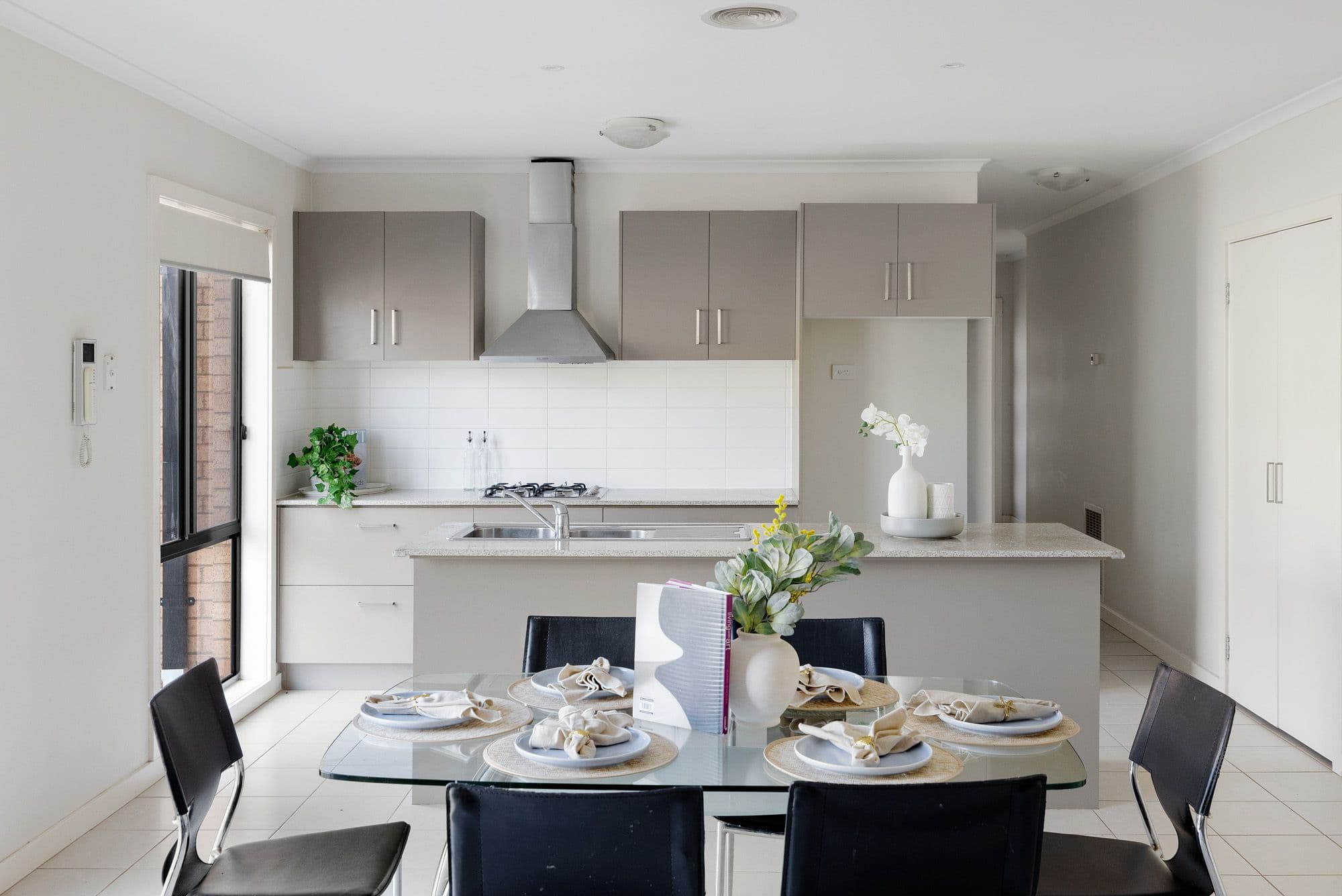 17 Clematis Crescent, MANOR LAKES VIC 3024, Manor Lakes - Thumbnail 4