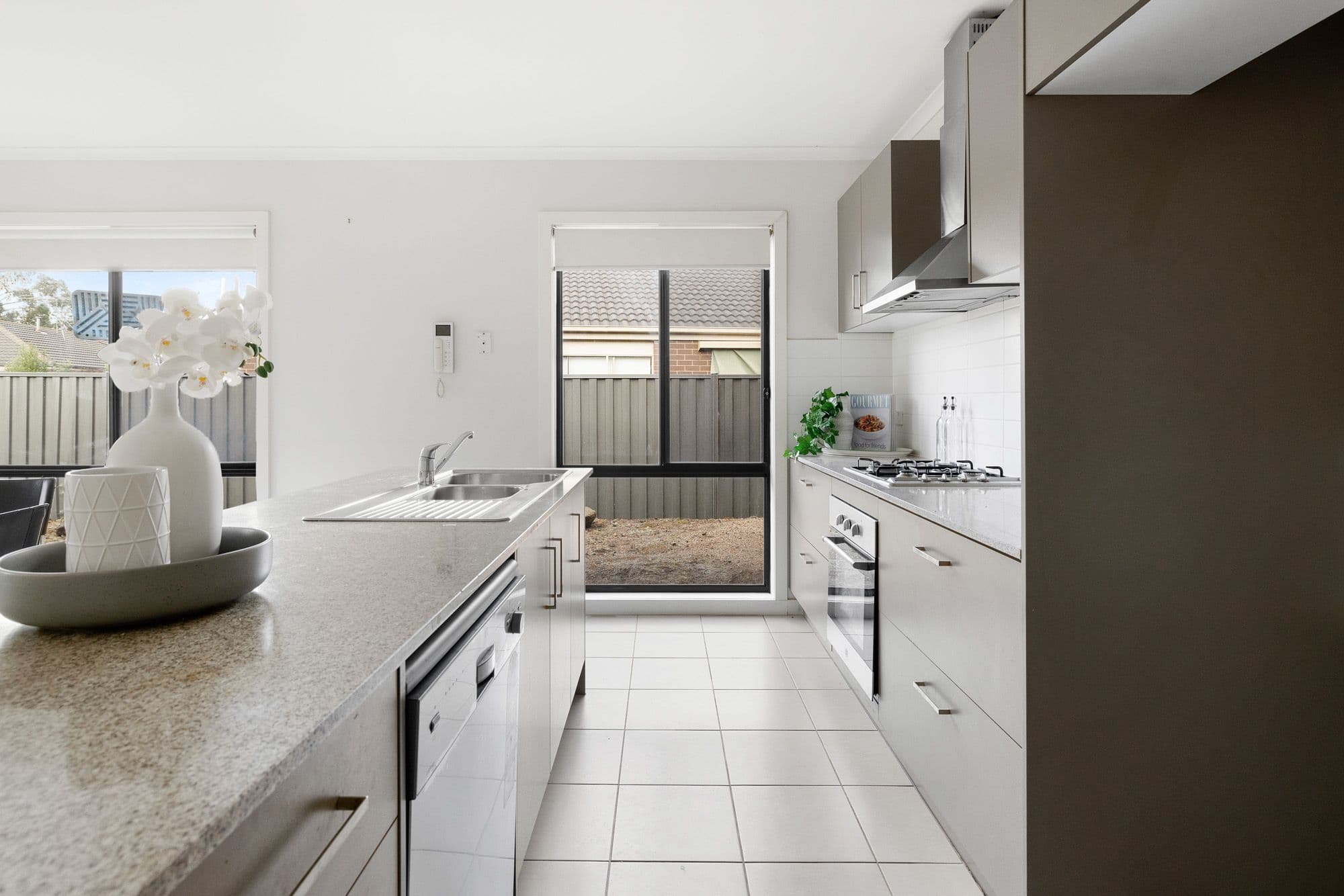 17 Clematis Crescent, MANOR LAKES VIC 3024, Manor Lakes - Thumbnail 5