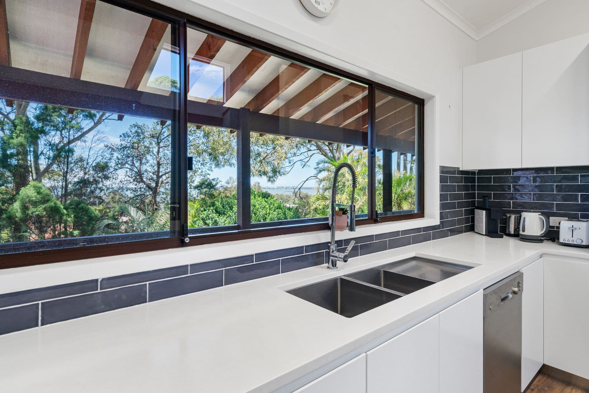 11 Kenmare Avenue, Berkeley Vale NSW 2261, Berkeley Vale - Thumbnail 6