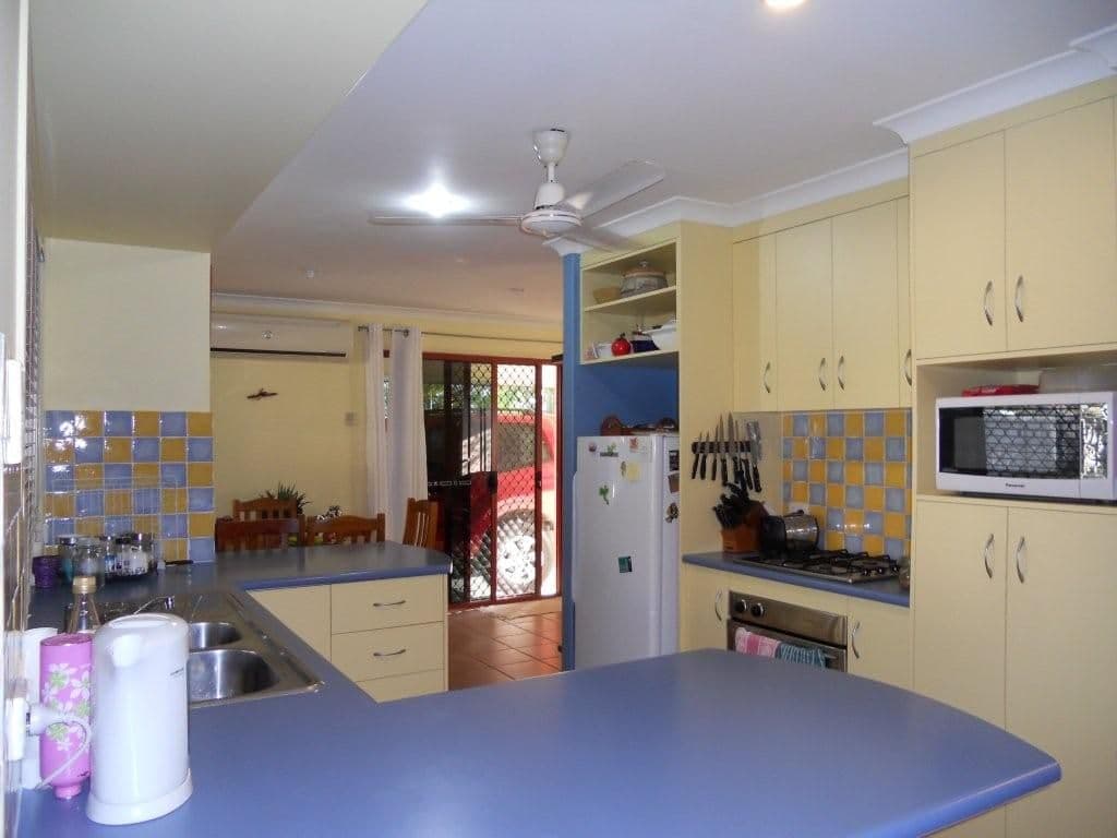 9 Culloden Place, BEACONSFIELD QLD 4740, Beaconsfield - Thumbnail 2
