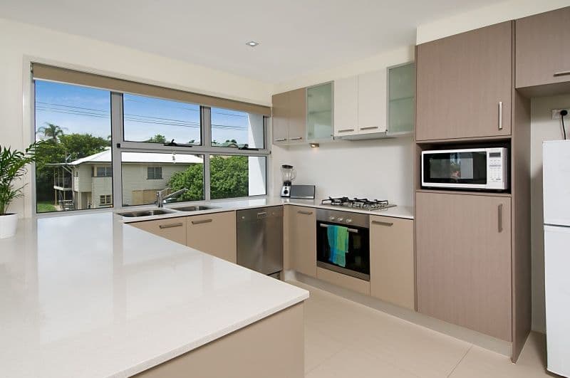 10 Ovey Street, MORNINGSIDE QLD 4170, Morningside - Thumbnail 4