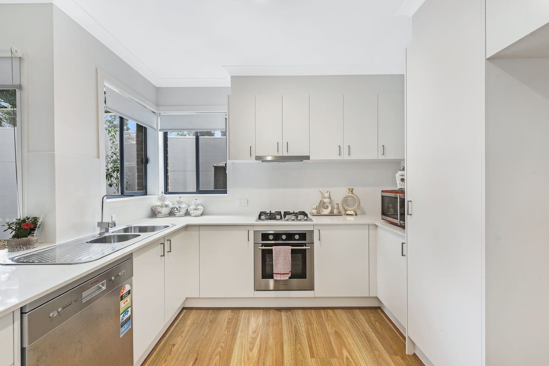 36 Innes Court, Berwick VIC 3806, Berwick - Thumbnail 5