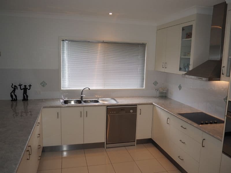 92 La Frantz Drive, Tinana QLD 4650, Tinana - Thumbnail 6