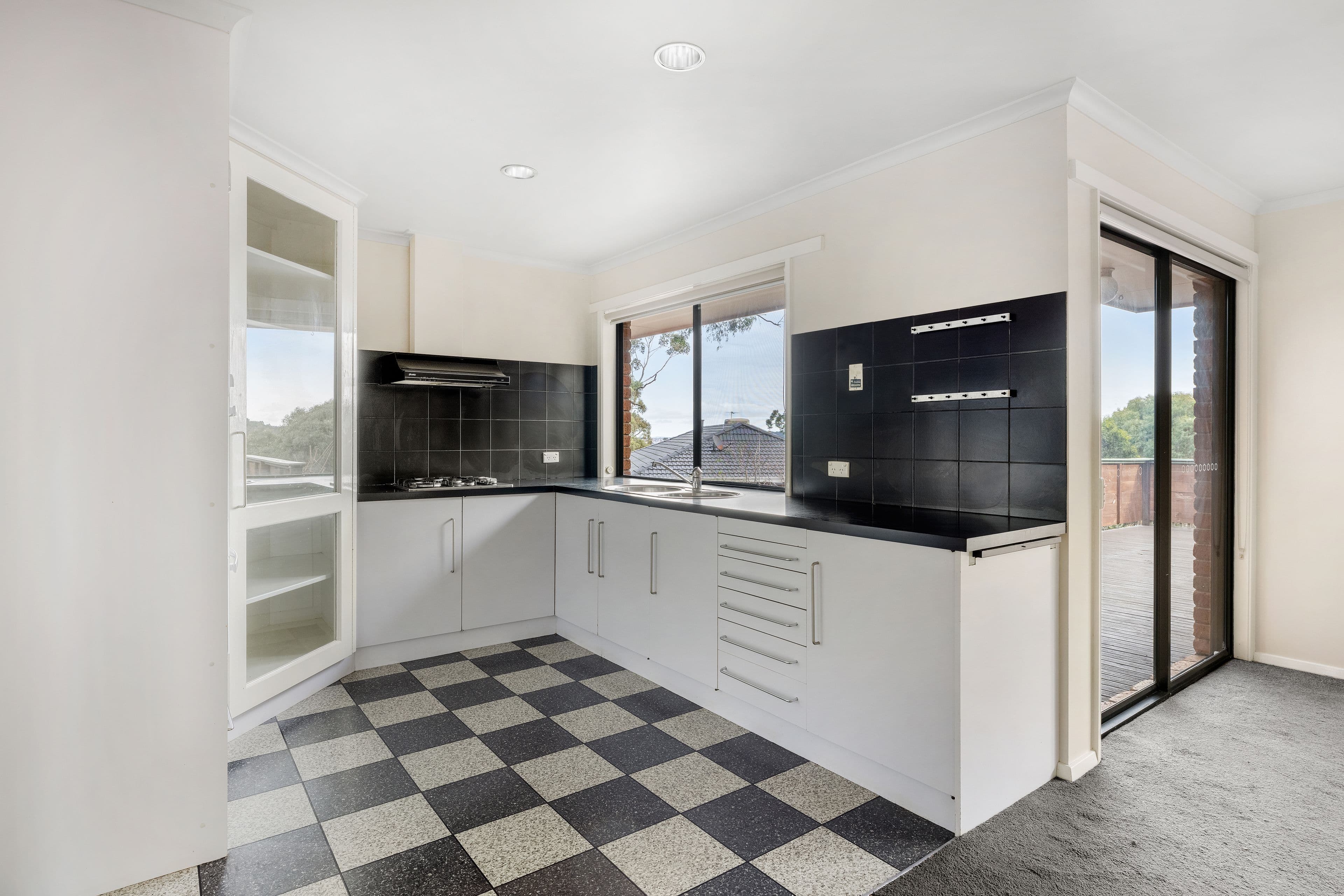 10 Summit Crescent, Brown Hill VIC 3350, Brown Hill - Thumbnail 3
