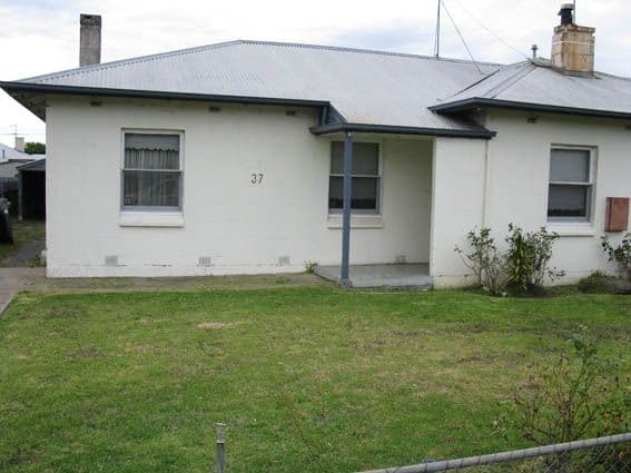 37 Pressey Street, MOUNT GAMBIER SA 5290, Mount Gambier - Image 1