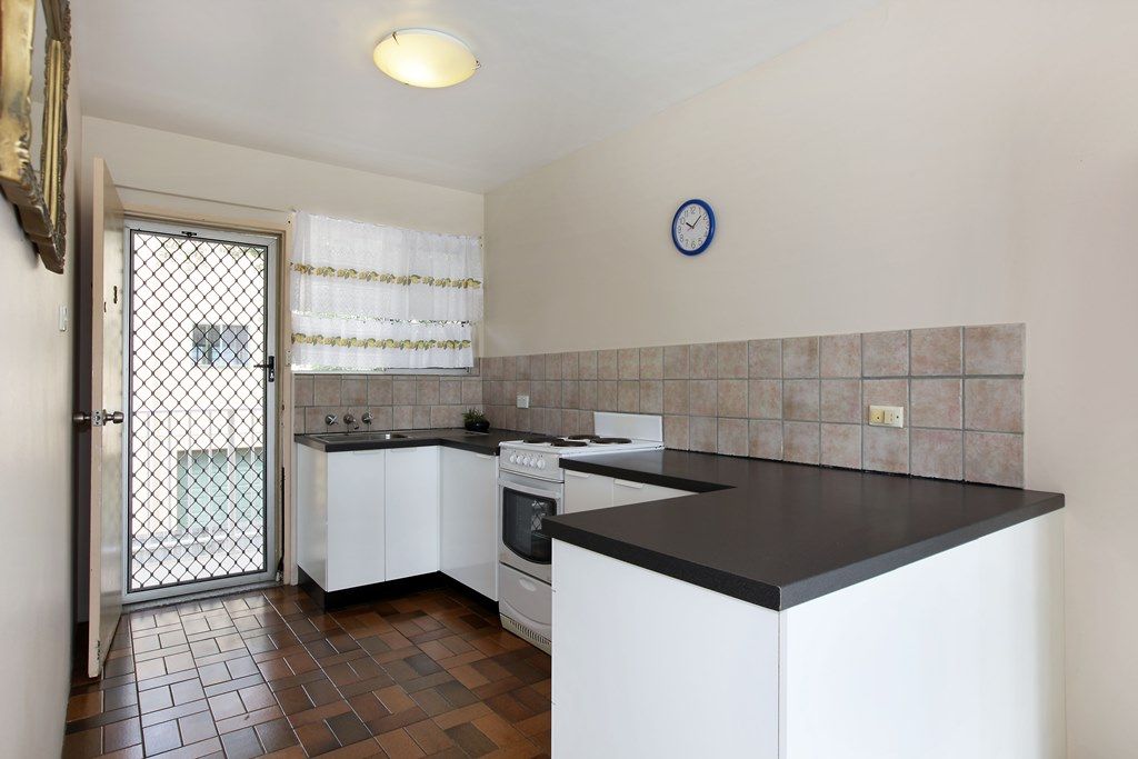 3 Jadran Court 54 Frank Street, LABRADOR QLD 4215, Labrador - Thumbnail 2